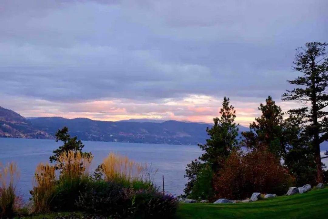 Cozystay Signature Lake Okanagan Resort Kelowna Luaran gambar
