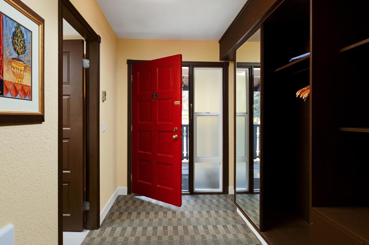 Cozystay Signature Lake Okanagan Resort Kelowna Luaran gambar